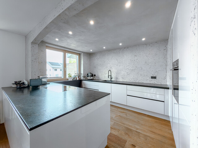 Großzügiges & modern saniertes Einfamilienhaus mit Garten in gefragter Lage – Im Forach, Dornbirn