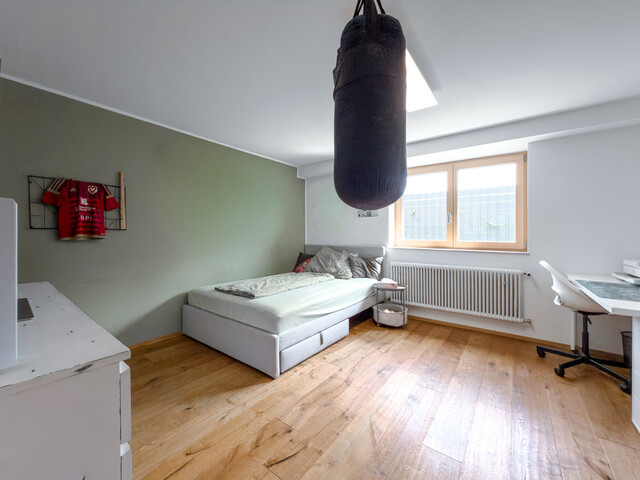 Großzügiges & modern saniertes Einfamilienhaus mit Garten in gefragter Lage – Im Forach, Dornbirn