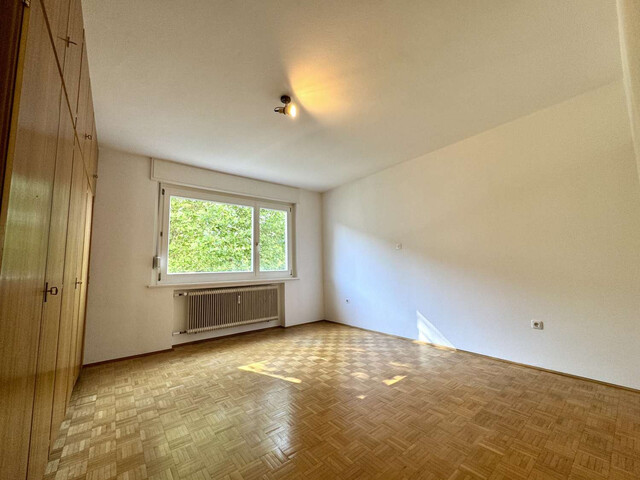 3 Zimmerwohnung mit Platz und Potential