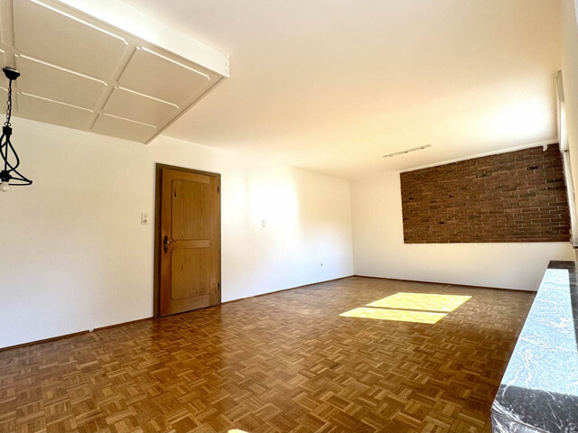 3 Zimmerwohnung mit Platz und Potential