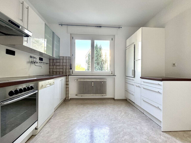 3 Zimmerwohnung mit Platz und Potential