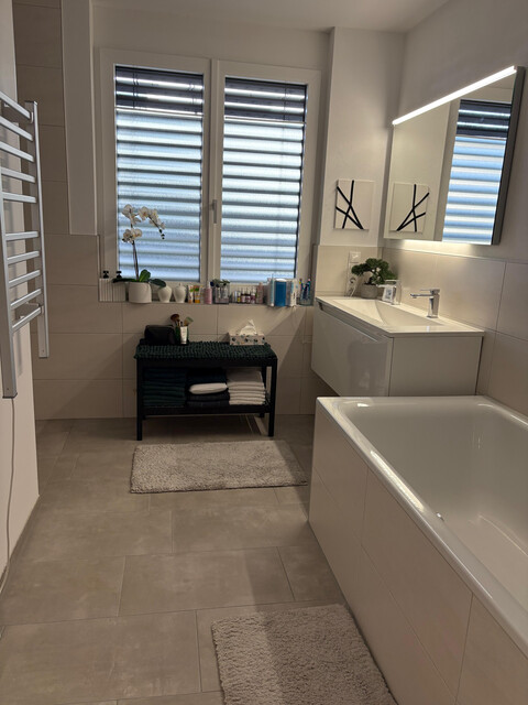 Neubau Gartenwohnung mit Terrasse, großem Garten und Tiefgaragenplatz in Top-Lage!