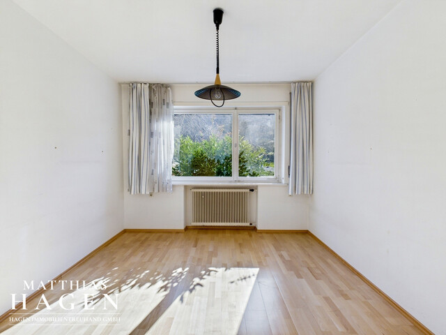 Sehr große Gartenwohnung in schöner, ruhiger Wohnlage