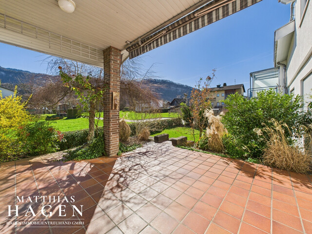 Sehr große Gartenwohnung in schöner, ruhiger Wohnlage