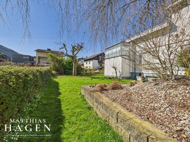 Sehr große Gartenwohnung in schöner, ruhiger Wohnlage
