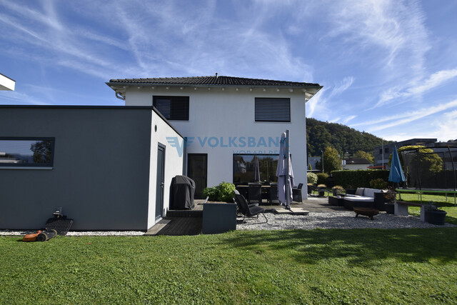 Jung, modern, hochwertig – Ihr Traumhaus in Toplage!