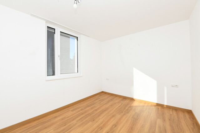 Moderne 3-Zimmer-Wohnung mit großem Garten und Terrasse