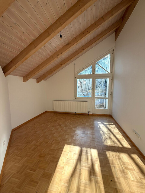 Rückzugsort im Grünen! Wohnhaus in idyllischer Waldrandlage mit zwei separaten Wohnungen.