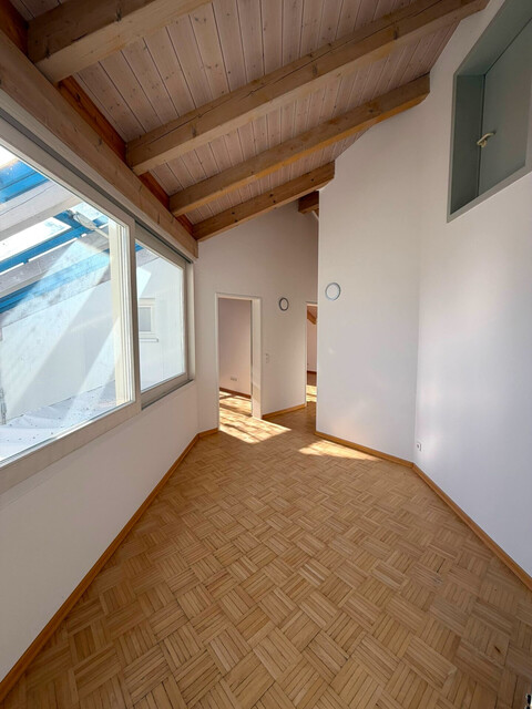 Rückzugsort im Grünen! Wohnhaus in idyllischer Waldrandlage mit zwei separaten Wohnungen.