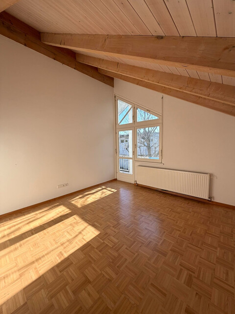 Rückzugsort im Grünen! Wohnhaus in idyllischer Waldrandlage mit zwei separaten Wohnungen.