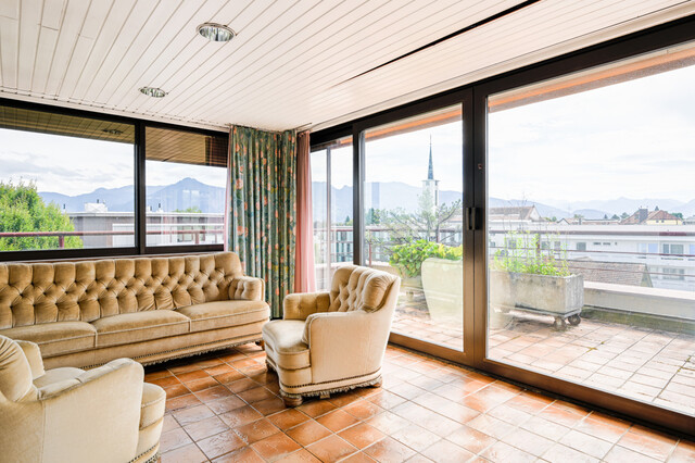 Grosszügige Dachgeschosswohnung zu verkaufen