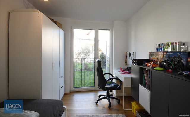 Zeitlose Eleganz trifft Wohnkomfort – Hochwertige 4-Zimmer-Gartenwohnung