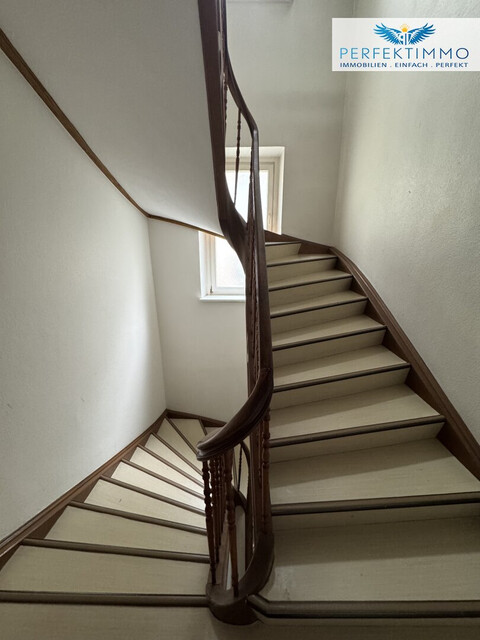 Rarität in der Bergstraße – Stilvolles Zinshaus mit Potenzial in Bestlage von Bregenz