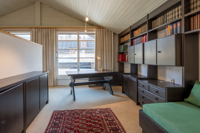 Schönes Wohnhaus in bester ruhiger Lage