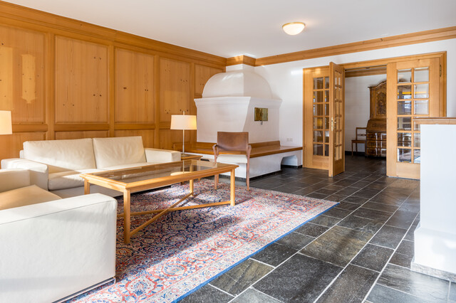 Schönes Wohnhaus in bester ruhiger Lage