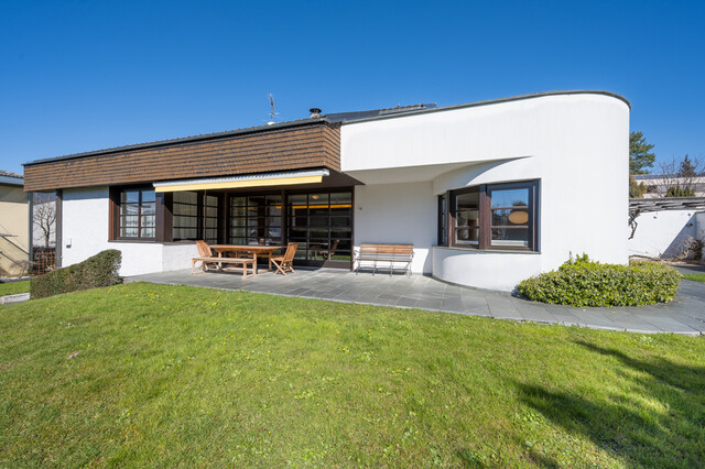 Schönes Wohnhaus in bester ruhiger Lage