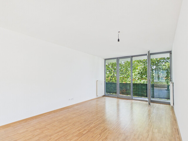 Sanierte 3-Zimmer-Eckwohnung mit westseitiger Terrasse – Ruhelage mit bester Infrastruktur