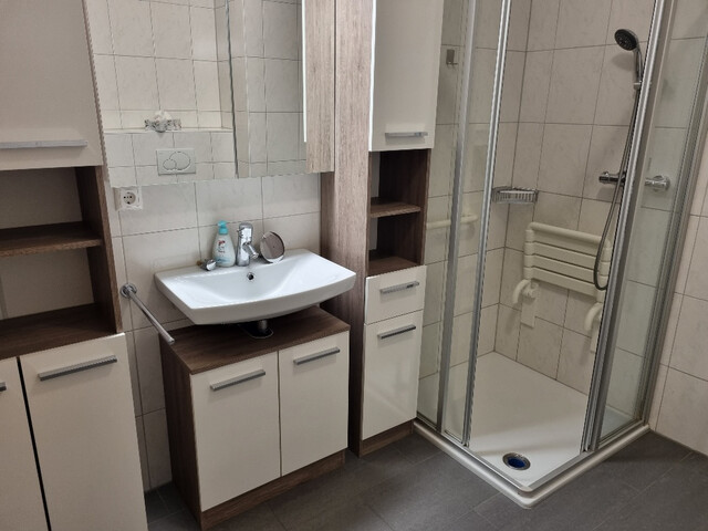 STADTLEBEN MIT GARTEN – 2-ZIMMER-WOHNUNG IN DER KUENGASSE BREGENZ