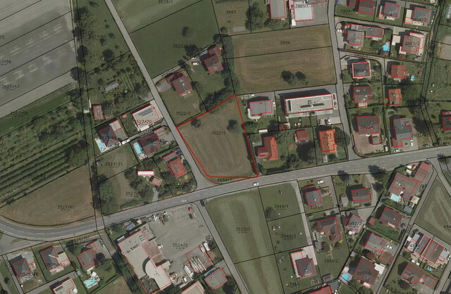 Großzügiges Grundstück mit bester Infrastruktur