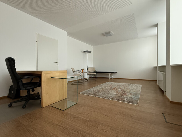 Neuwertige Büro-/Praxisflächen in hochfrequentierter Lage am Rathausplatz in Dornbirn