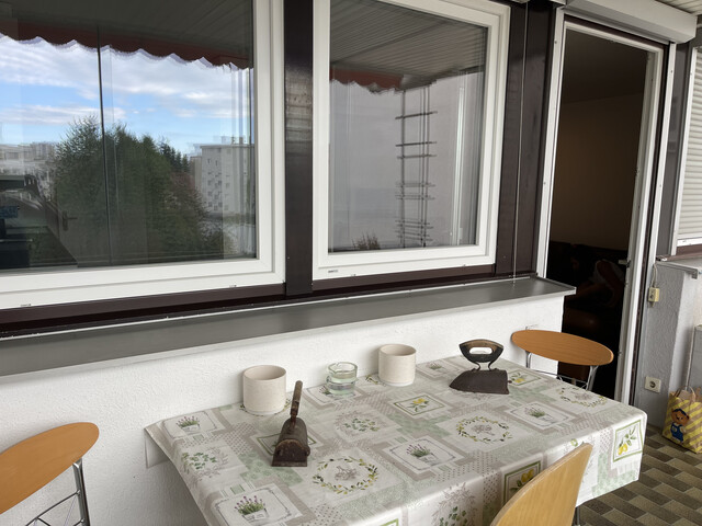 Möblierte 3-Zimmer-Wohnung mit 79 m², neuer Einbauküche und verglastem Balkon in Bregenz-Reutegasse