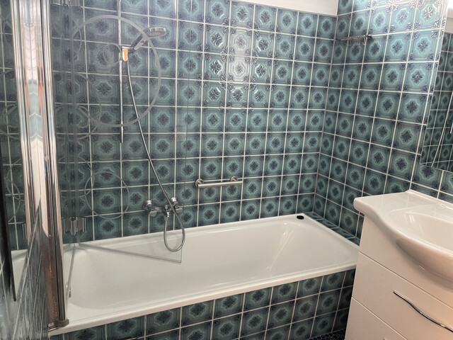 Möblierte 3-Zimmer-Wohnung mit 79 m², neuer Einbauküche und verglastem Balkon in Bregenz-Reutegasse