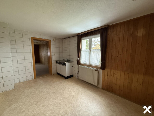 Doppelhaushälfte mit Garten und Stadelanbau in zentraler Lage!