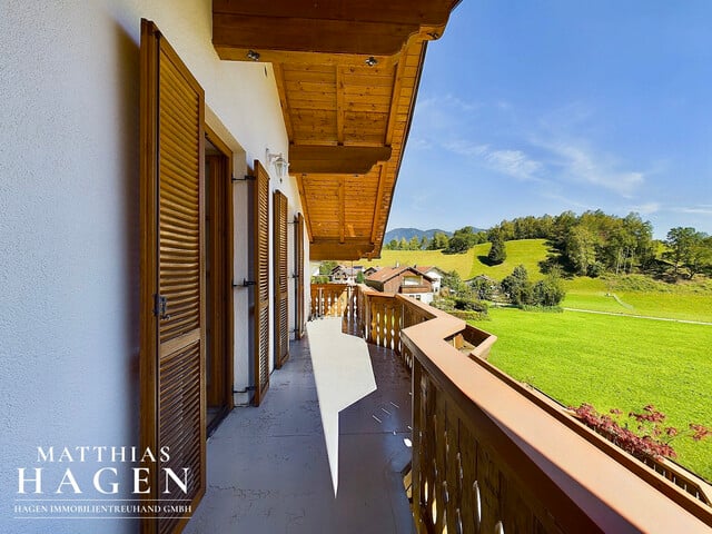 Großzügiges Einfamilienhaus mit Doppelgarage und sonniger Terrasse in Nenzing-Latz