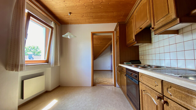 ohne Provision-  geräumige, helle 3,5 Zimmer Wohnung mit Wintergarten