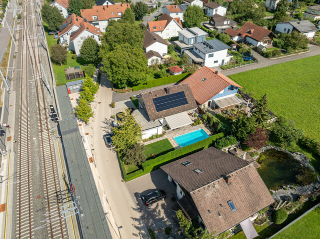 Top gepflegtes Haus mit herrlichem Pool