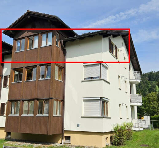 Schöne, helle 2 ½ Zimmer Dachgeschosswohnung in Bludesch Gais zu vermieten