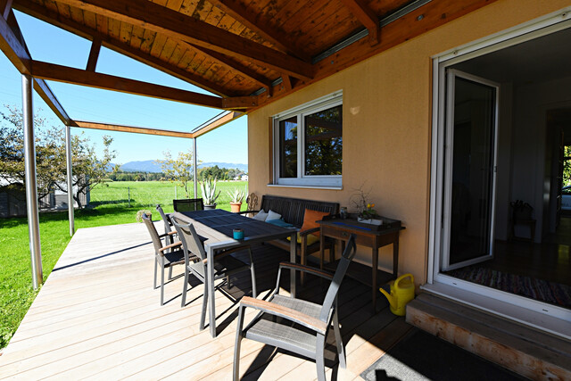 Gartentraum! Neuwertiges Einfamilienhaus mit tollem Garten in idyllischer Lage