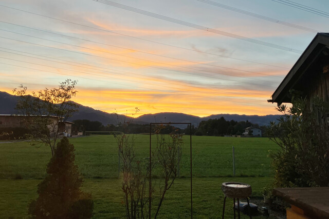 Gartentraum! Neuwertiges Einfamilienhaus mit tollem Garten in idyllischer Lage
