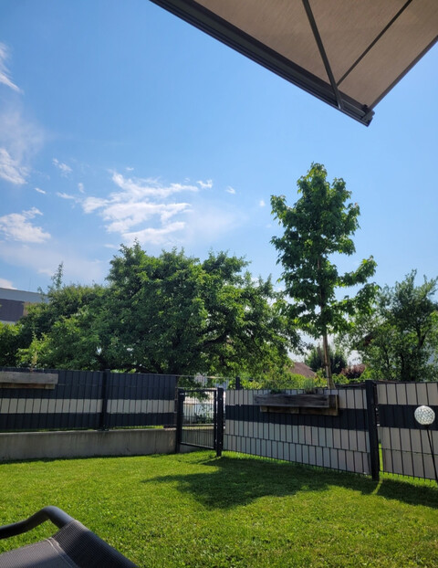 PRIVATVERKAUF - Gartenwohnung mit Terrasse, Garten & Tiefgaragen-Parkplatz in Top-Lage!