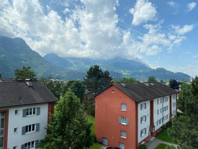 Sanierte 3-Zimmer-Wohnung mit Panorama-Aussicht – Beim Kreuz 26