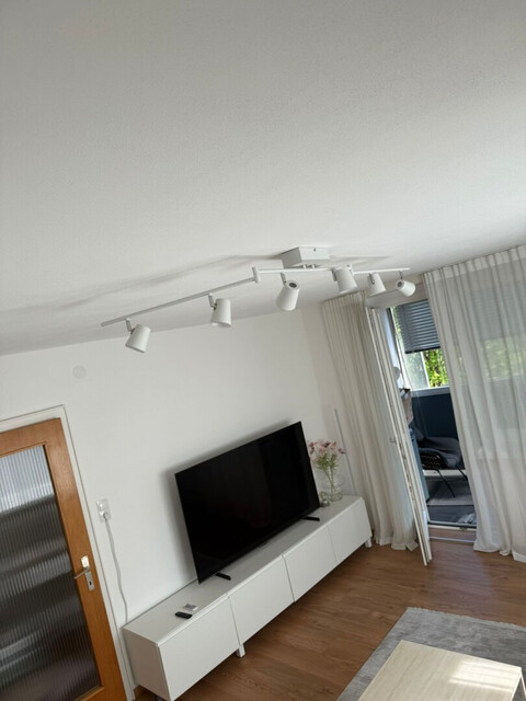 Sanierte 3-Zimmer-Wohnung mit Panorama-Aussicht – Beim Kreuz 26