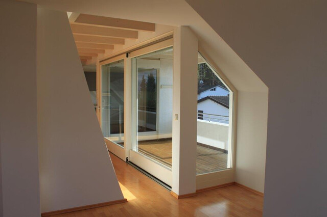 RUHE / SEESICHT / STADTNÄHE / INFRASTRUKTUR