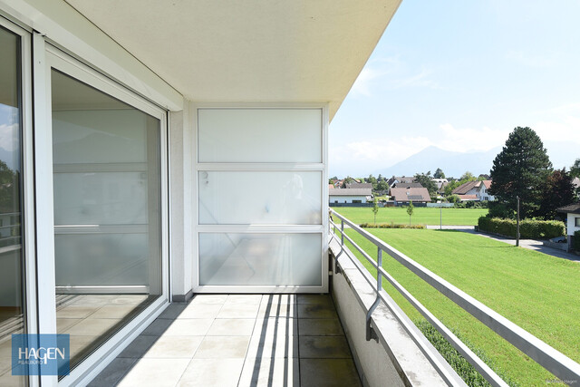 Helle 2-Zimmer-Dachgeschosswohnung mit sonnigem Balkon in ruhiger Wohnlage