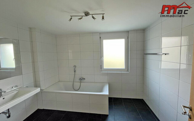 Sonnige 3-Zi-Gartenwohnung mit großzügiger Terrasse in Ruhelage