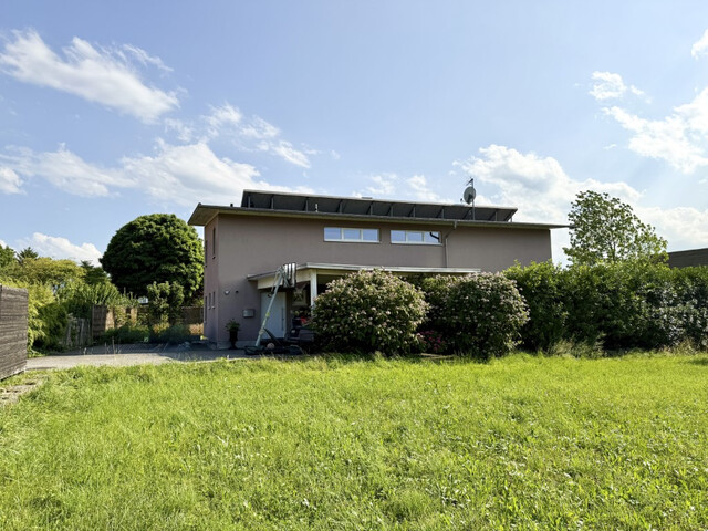 Grußzügiges Einfamilienhaus in sonniger & ruhiger Lage!