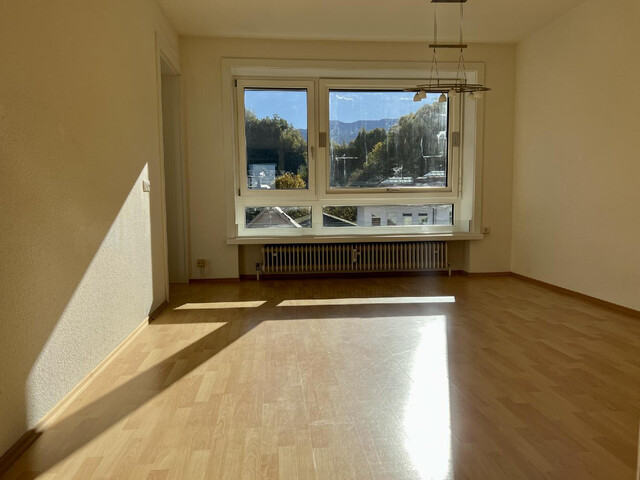 Sonnige 3,5-Zimmerwohnung mit Aussicht