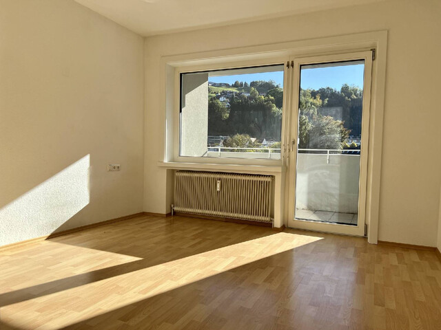 Sonnige 3,5-Zimmerwohnung mit Aussicht