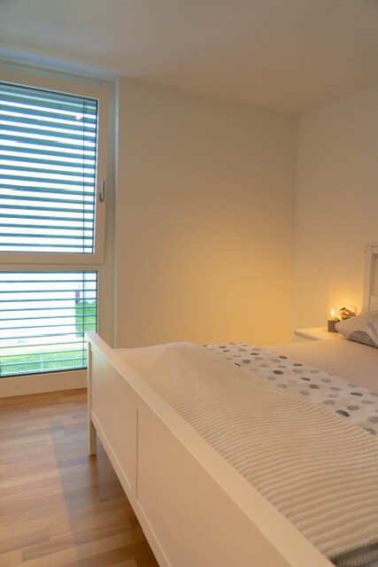 Sonnige hochwertige Eck-Wohnung in See- u Stadtnähe