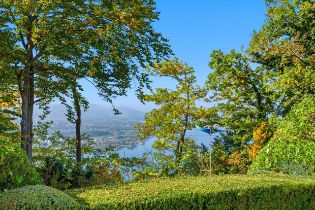 Einmalige Chance: Einfamilienhaus mit Bodenseeblick!