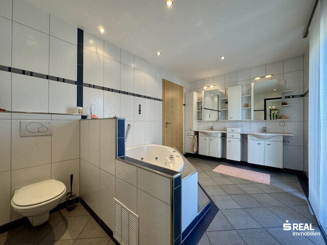 Großzügige Doppelhaushälfte – Ein Zuhause zum Wohlfühlen