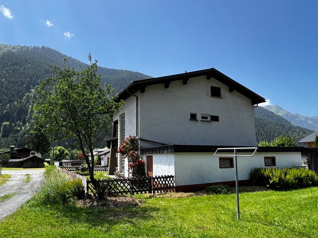 Haus  |  6 Zimmer  |  Gortipohl  |  Kauf