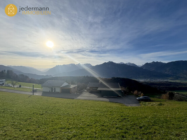 DÜNSERBERG: Traumhafter Baugrund in Hanglage!