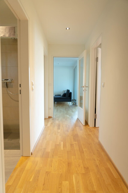 Sonnige hochwertige Eck-Wohnung in See- u Stadtnähe