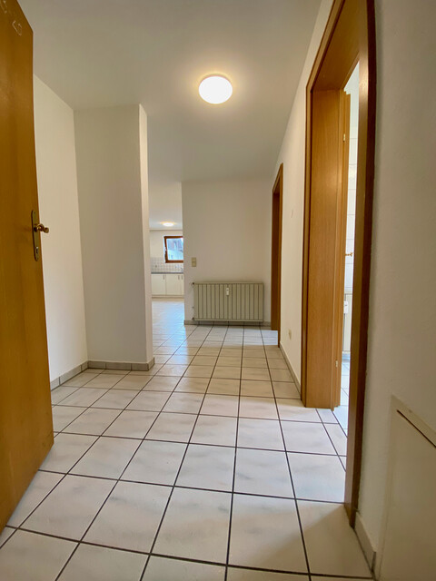 "ohne Provision" geräumige 6 Zimmer Wohnung über 2 Etagen