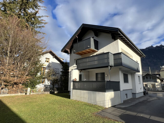 TOP SANIERTE STARTERWOHNUNG IN RUHIGER LAGE